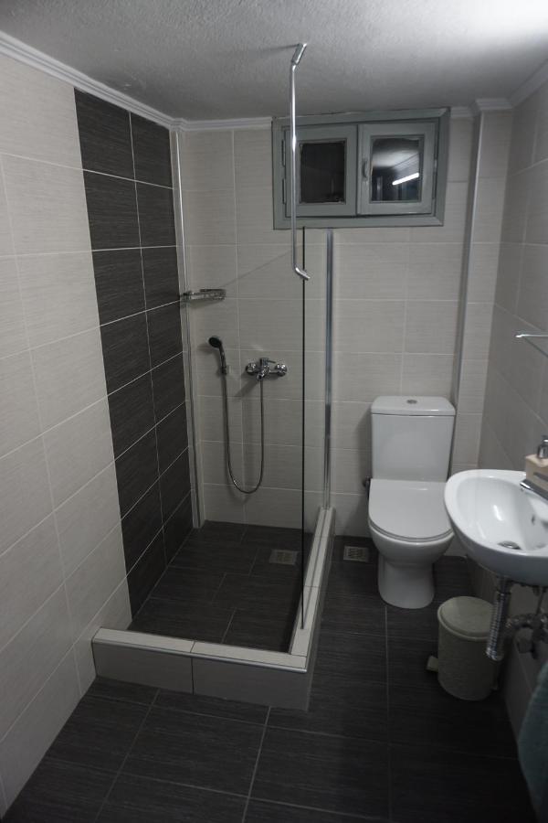 Park View Apartment In Paralia Dionisiou Exteriör bild