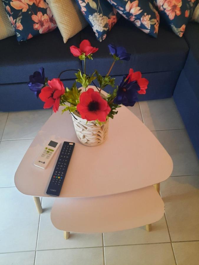 Park View Apartment In Paralia Dionisiou Exteriör bild